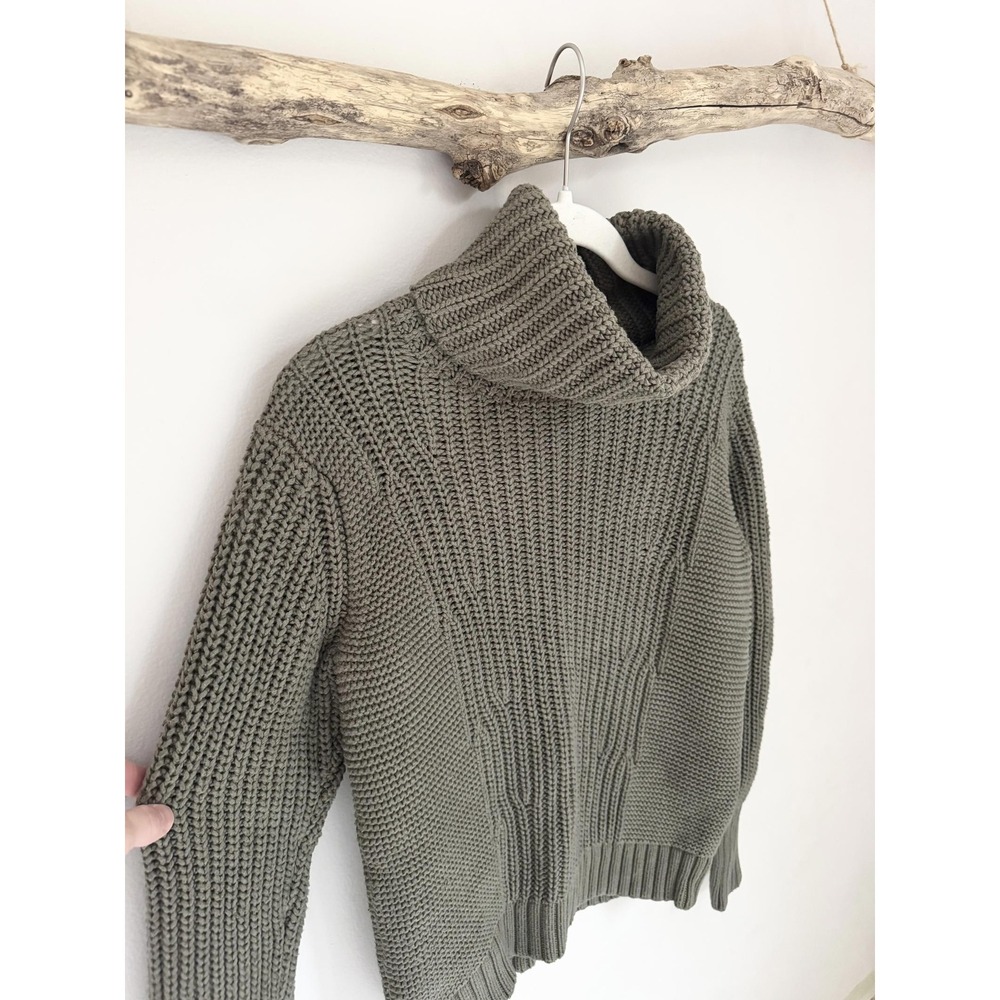 Banana Republic Olive Green Chunky Knit Turtleneck Sweater Size Medium - Picture 2 of 6